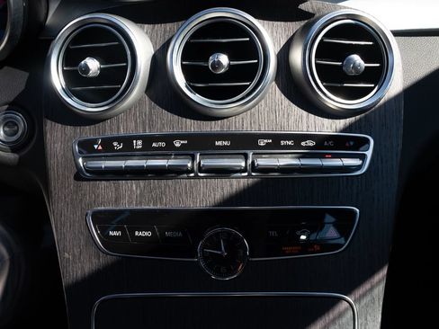 Used 2019 Mercedes-Benz C 300 Sedan image 16