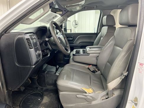 Used 2016 Chevrolet Silverado 2500 W/T w/ Snow Plow Prep Package AWD/4WD image 18