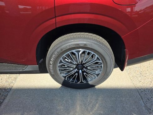 New 2026 Nissan Armada SL w/ Captain's Chari Seat Package image 12