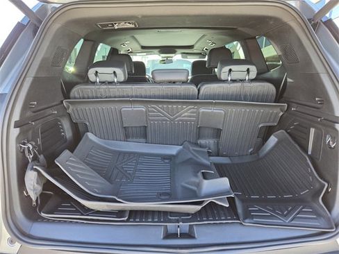 Certified 2025 GMC Acadia AT4 w/ Luxury Package image 13