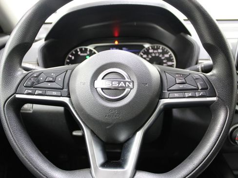 Used 2023 Nissan Altima 2.5 SV FWD image 23