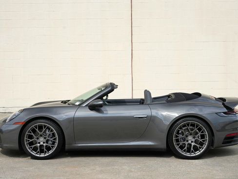Used 2024 Porsche 911 Carrera w/ Premium Package RWD image 43