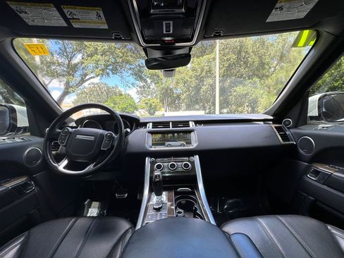 Used 2017 Land Rover Range Rover Sport SE AWD/4WD image 25