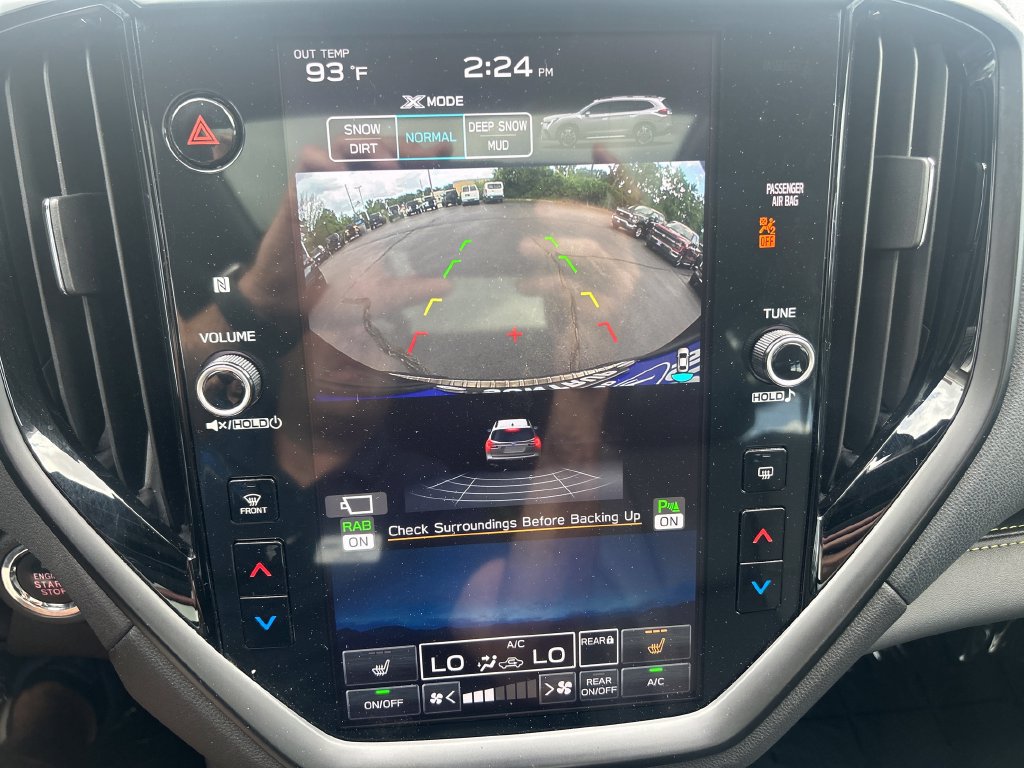 Used 2024 Subaru Ascent Onyx Edition Limited AWD/4WD image 25