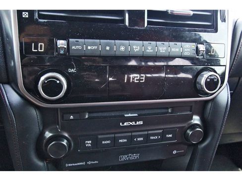 Used 2023 Lexus GX 460 Premium w/ Premium Plus Package AWD/4WD image 24