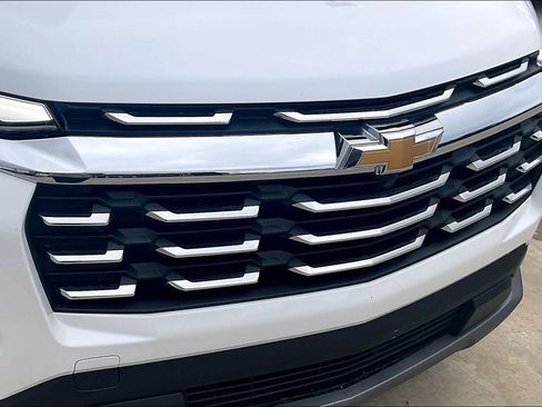 Used 2026 Chevrolet Equinox LT FWD image 27