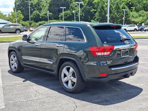 Used 2011 Jeep Grand Cherokee Overland AWD/4WD image 4