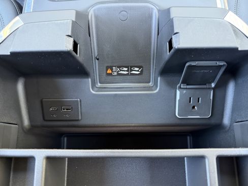 New 2026 GMC Sierra 1500 SLT w/ SLT Premium Plus Package image 35