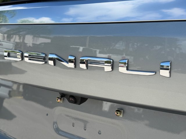 New 2026 GMC Yukon Denali RWD image 9