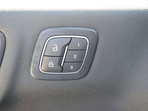 Used 2024 Ford Escape Platinum AWD/4WD image 20