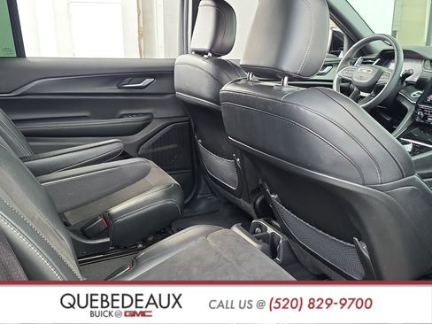 Used 2023 Jeep Grand Cherokee L Laredo image 26
