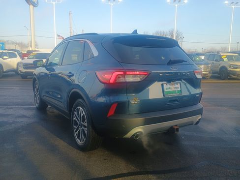 Used 2020 Ford Escape SEL image 7