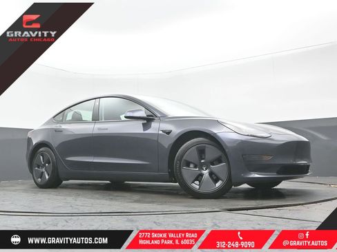 Used 2022 Tesla Model 3 Long Range image 1