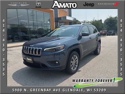 Used 2019 Jeep Cherokee Latitude Plus w/ Comfort/Convenience Group