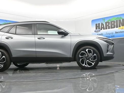 New 2026 Chevrolet Trax RS w/ Driver Confidence Package image 21