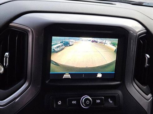 Used 2022 Chevrolet Silverado 1500 Custom AWD/4WD image 10