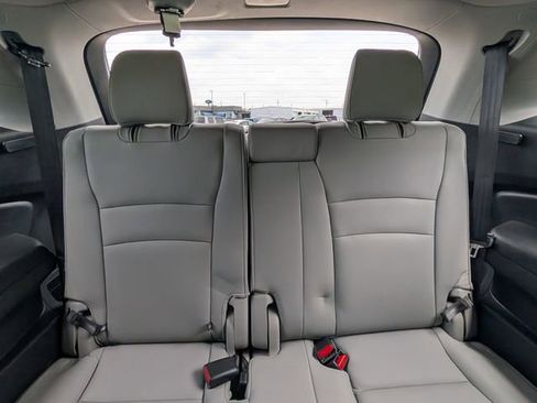 Used 2017 Honda Pilot EX-L image 28