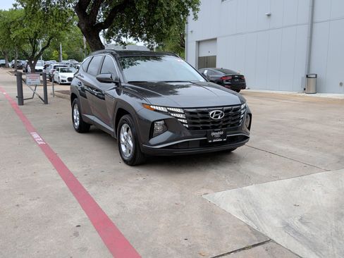 Used 2023 Hyundai Tucson SEL AWD/4WD image 2