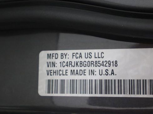 Used 2024 Jeep Grand Cherokee L Limited w/ Black Appearance Package image 51