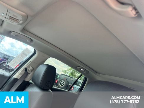 Used 2019 Buick Envision Premium w/ Driver Confidence Package AWD/4WD image 40