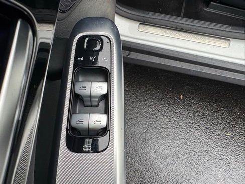 Used 2026 Mercedes-Benz GLC 300 4MATIC image 20