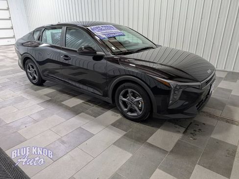 Used 2025 Kia K4 FWD image 5