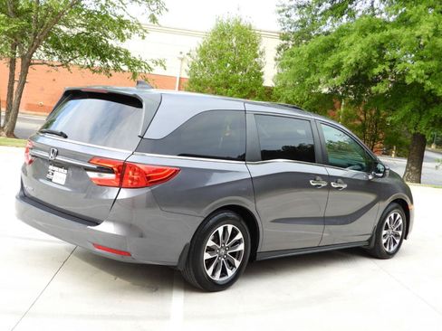 Used 2022 Honda Odyssey EX-L image 24