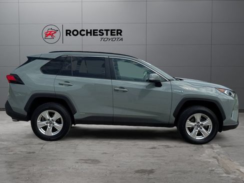 Certified 2019 Toyota RAV4 XLE AWD/4WD image 6