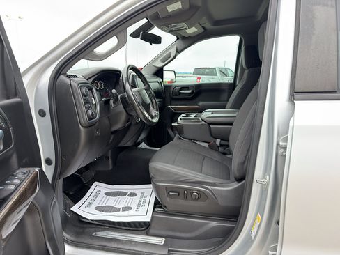 Used 2021 Chevrolet Silverado 1500 RST w/ Z71 Off-Road Package AWD/4WD image 11