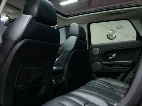 Used 2013 Land Rover Range Rover Evoque Pure Plus image 30