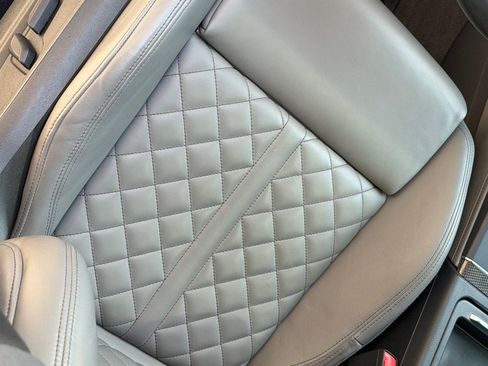 Used 2018 Audi SQ5 Prestige AWD/4WD image 30