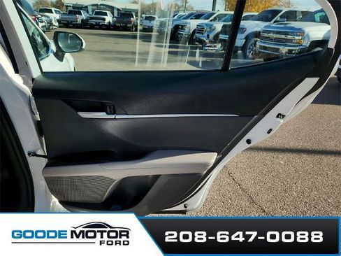 Used 2023 Toyota Camry LE image 26