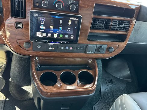 Used 2024 Chevrolet Express 2500 RWD image 28