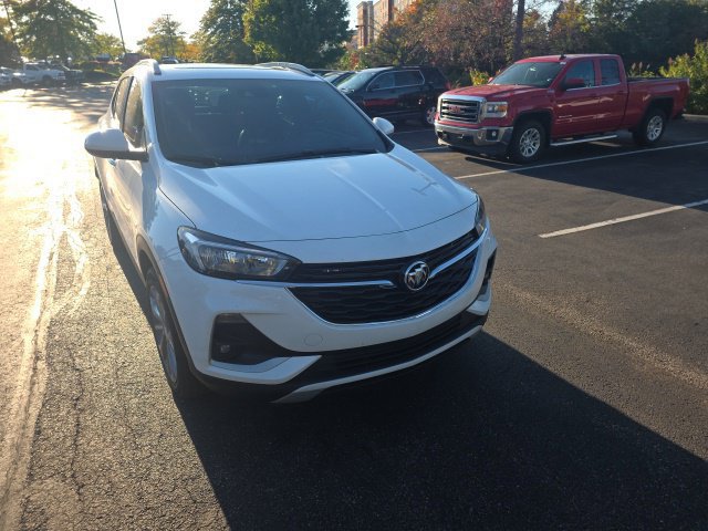 Used 2020 Buick Encore GX Select w/ Experience Buick Package FWD image 3