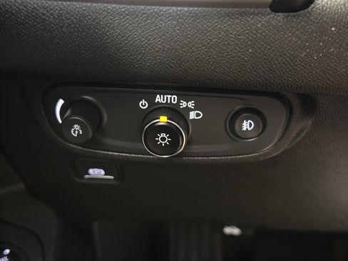 Used 2022 GMC Terrain AT4 AWD/4WD image 33