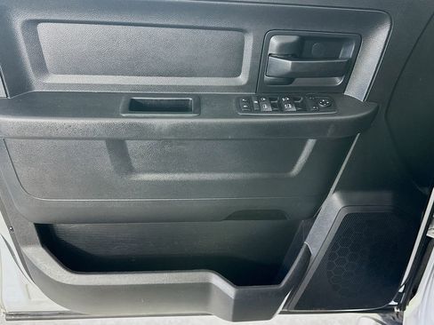 Used 2017 RAM 3500 Tradesman w/ Chrome Appearance Group AWD/4WD image 23