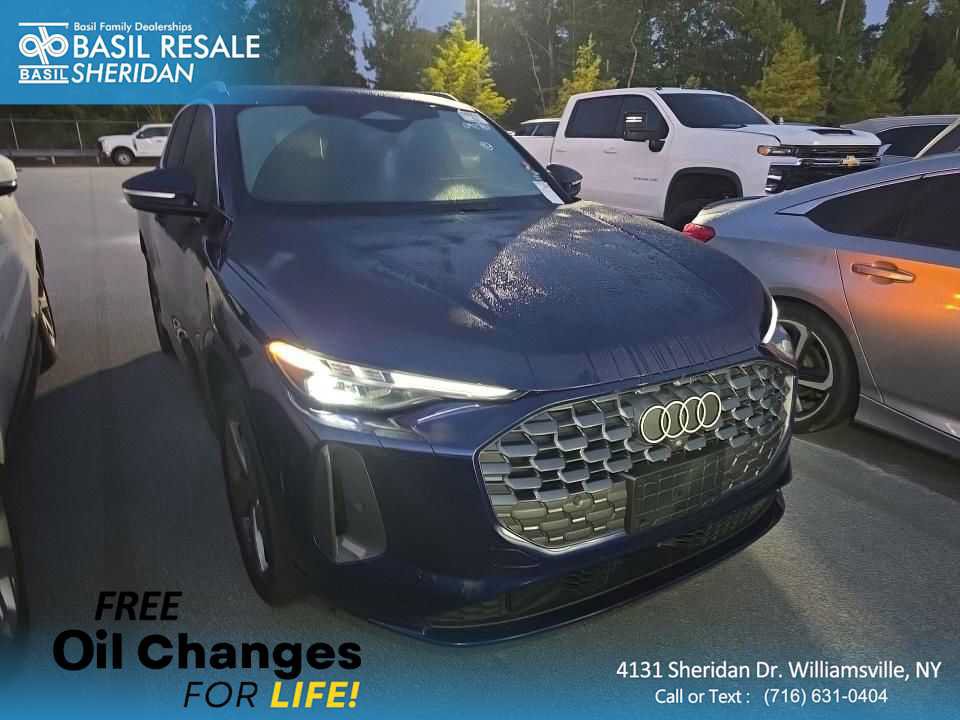 Used 2025 Audi Q5 Premium Plus AWD/4WD image 1