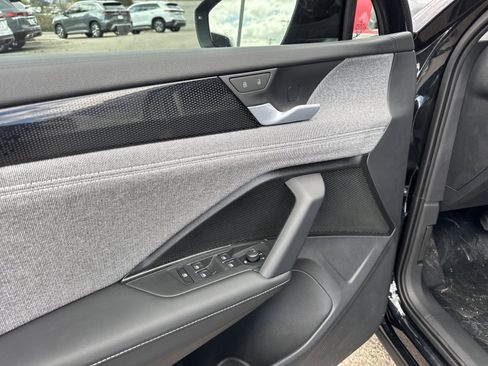 New 2026 Volkswagen Tiguan S image 10