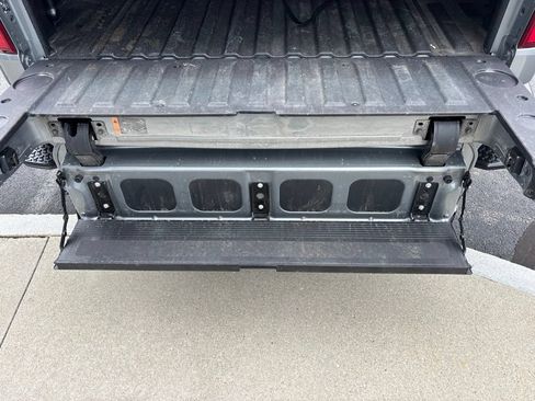 Used 2024 Chevrolet Silverado 1500 High Country w/ Technology Package AWD/4WD image 16