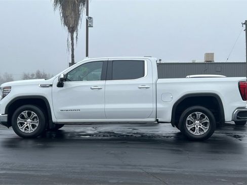 Used 2024 GMC Sierra 1500 SLT image 7