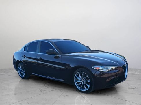 Used 2017 Alfa Romeo Giulia Ti AWD/4WD image 7