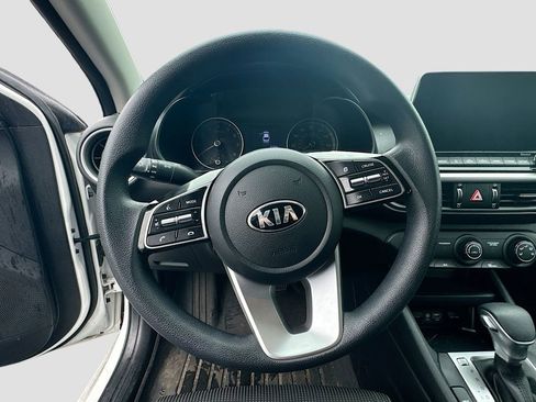 Certified 2021 Kia Forte LXS FWD image 14