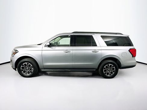 Used 2024 Ford Expedition Max XLT image 4