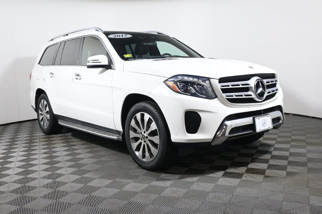 Used 2017 Mercedes-Benz GLS 450 4MATIC image 9