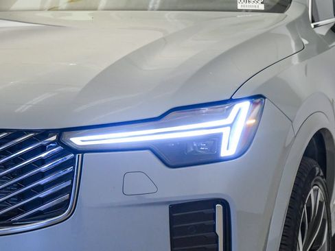 Certified 2026 Volvo XC90 B6 Plus AWD/4WD image 9