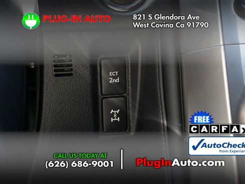 Used 2020 Lexus GX 460 Premium w/ Premium Package image 24