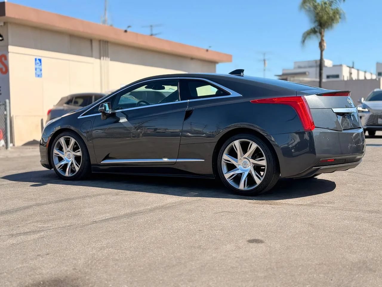 Used 2014 Cadillac ELR w/ Luxury Package FWD image 11