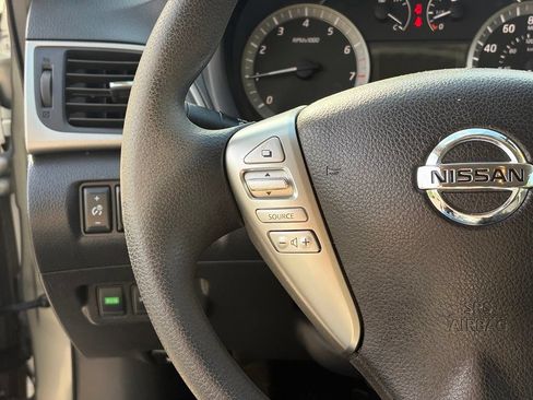 Used 2013 Nissan Sentra SV FWD image 15