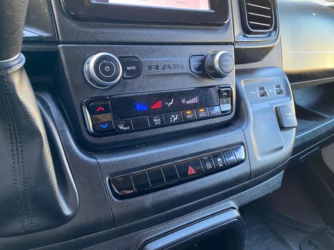 Used 2022 RAM ProMaster 2500 w/ Convenience Group FWD image 47