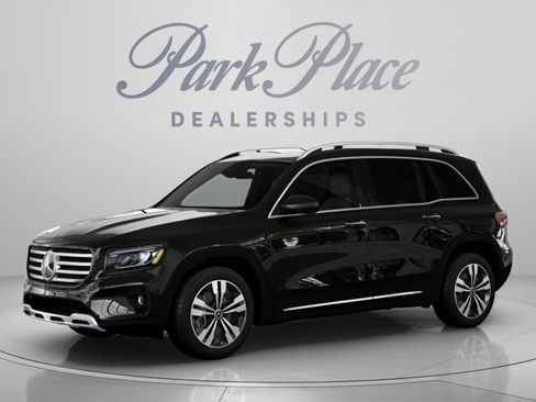 Certified 2026 Mercedes-Benz GLB 250 image 2